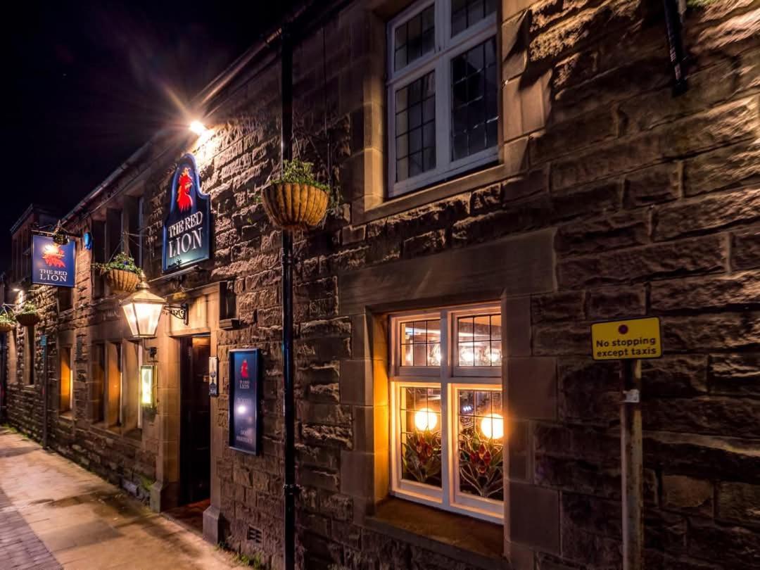 Red Lion Hotel Bakewell Bagian luar foto